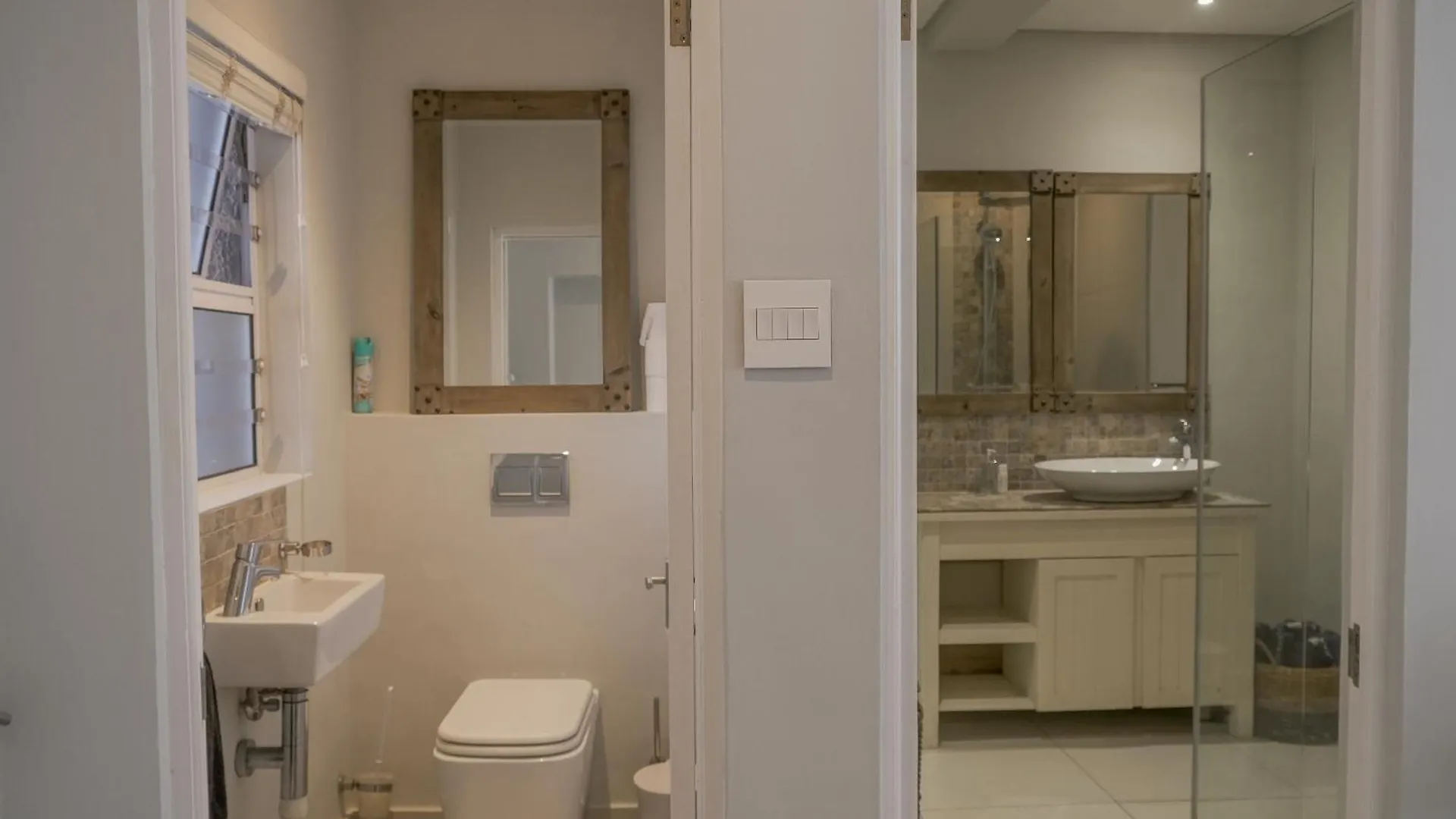 Coastal City Vibes - Stylish 2-Bedroom Kapstadt Apartment